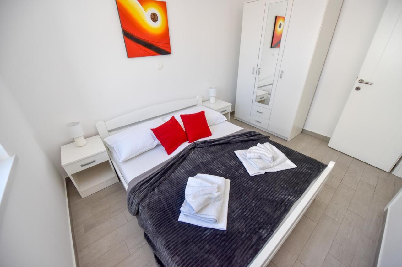 Apartments Yoko Novalja Extérieur photo